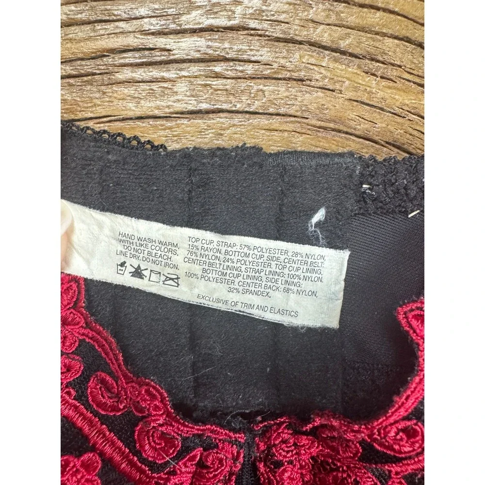 Bali Lace Underwire Bra 38DD Black Red Sheer Embroidered‎ Floral Lingerie